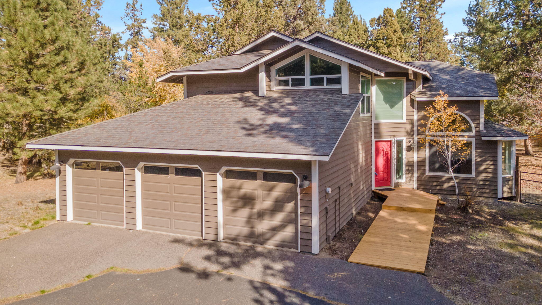 20886 King David Avenue Bend, OR 97702 - Photo 1 of 40