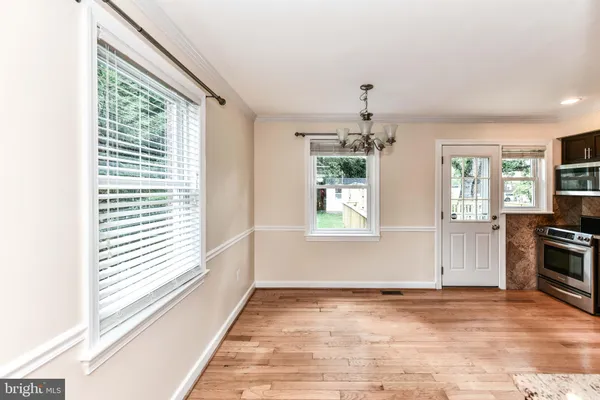 $4,800 | 5021 24th Street North, Arlington, VA 22207