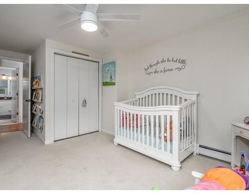 12 Edgemere Road Lynnfield, MA 01940 - Photo 14 of 21 Gallery Image 14