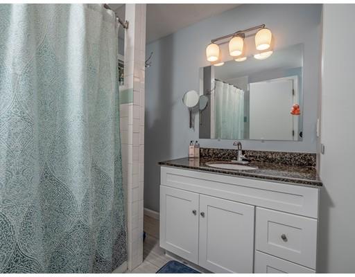 12 Edgemere Road Lynnfield, MA 01940 - Photo 16 of 21 Gallery Image 16