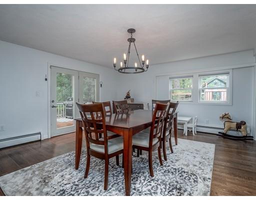 12 Edgemere Road Lynnfield, MA 01940 - Photo 4 of 21 Gallery Image 4