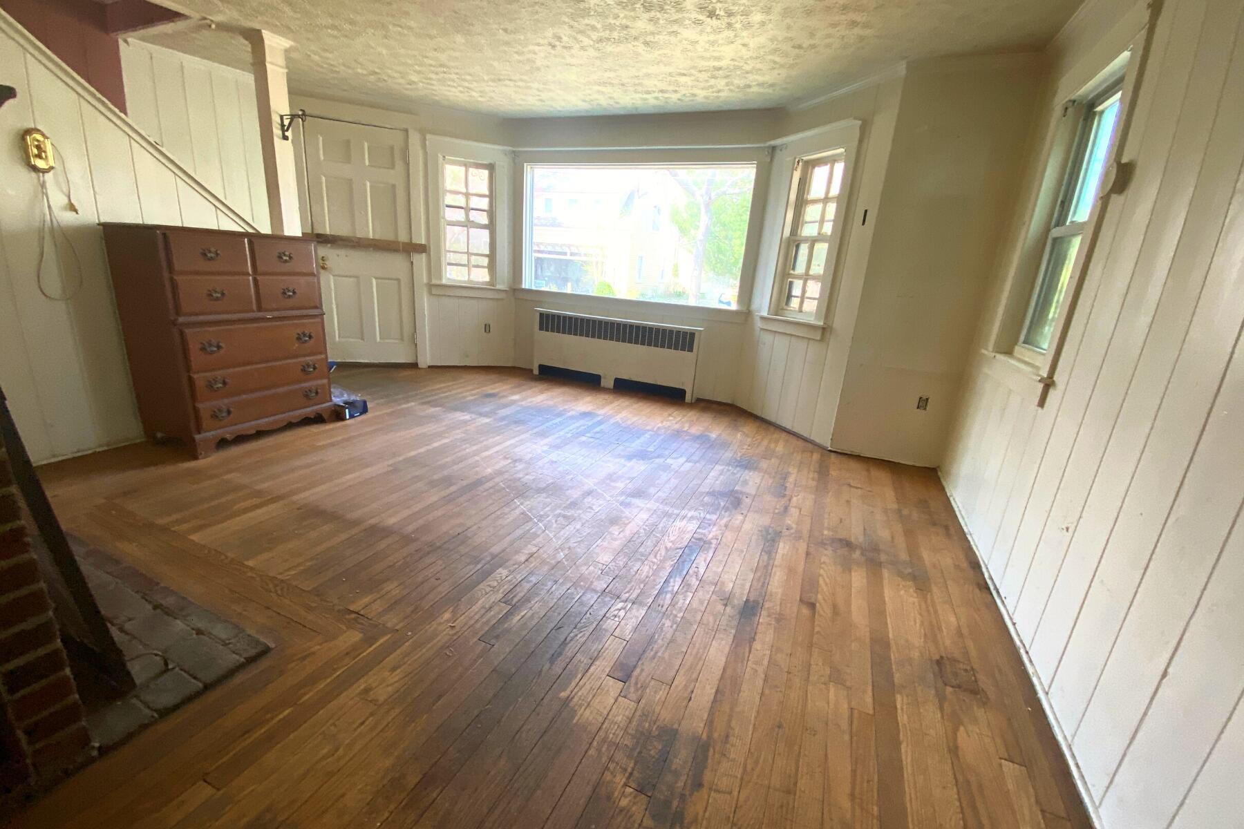 15 Phillips Road Hyannis, MA 02601 - Photo 9 of 11 3