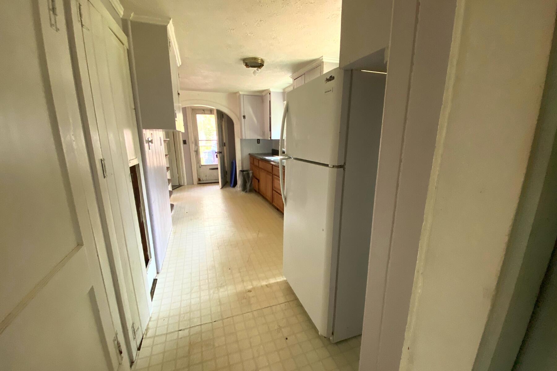 15 Phillips Road Hyannis, MA 02601 - Photo 10 of 11 4