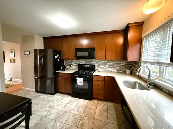 $347,000 | 11 Barnett Drive, Unit 2, Monroe, NY 10950