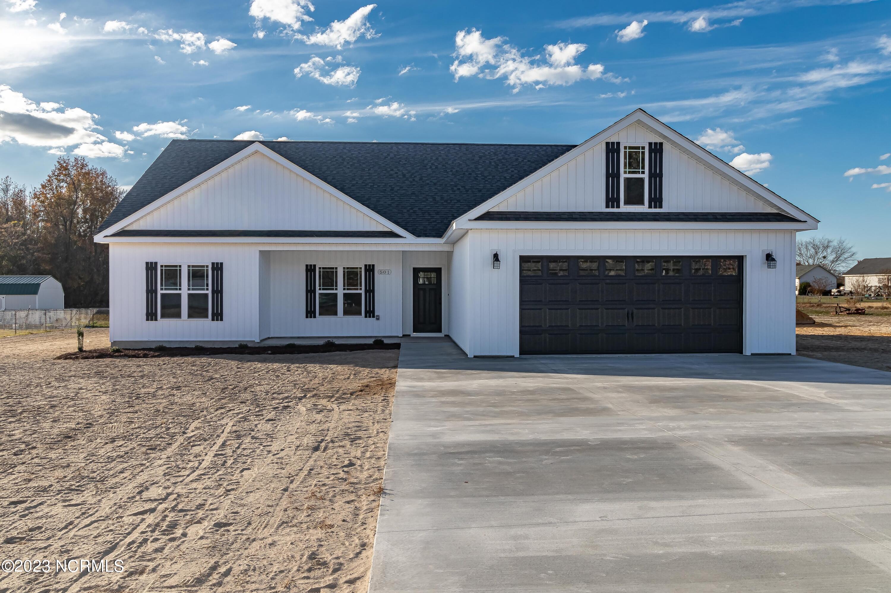 501 Vail Road Pikeville, NC 27863 - Photo 2 of 41 IMG_5822