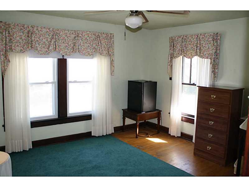4102 Ruckle Street Indianapolis, IN 46205 - Photo 5 of 6 Gallery Image 5