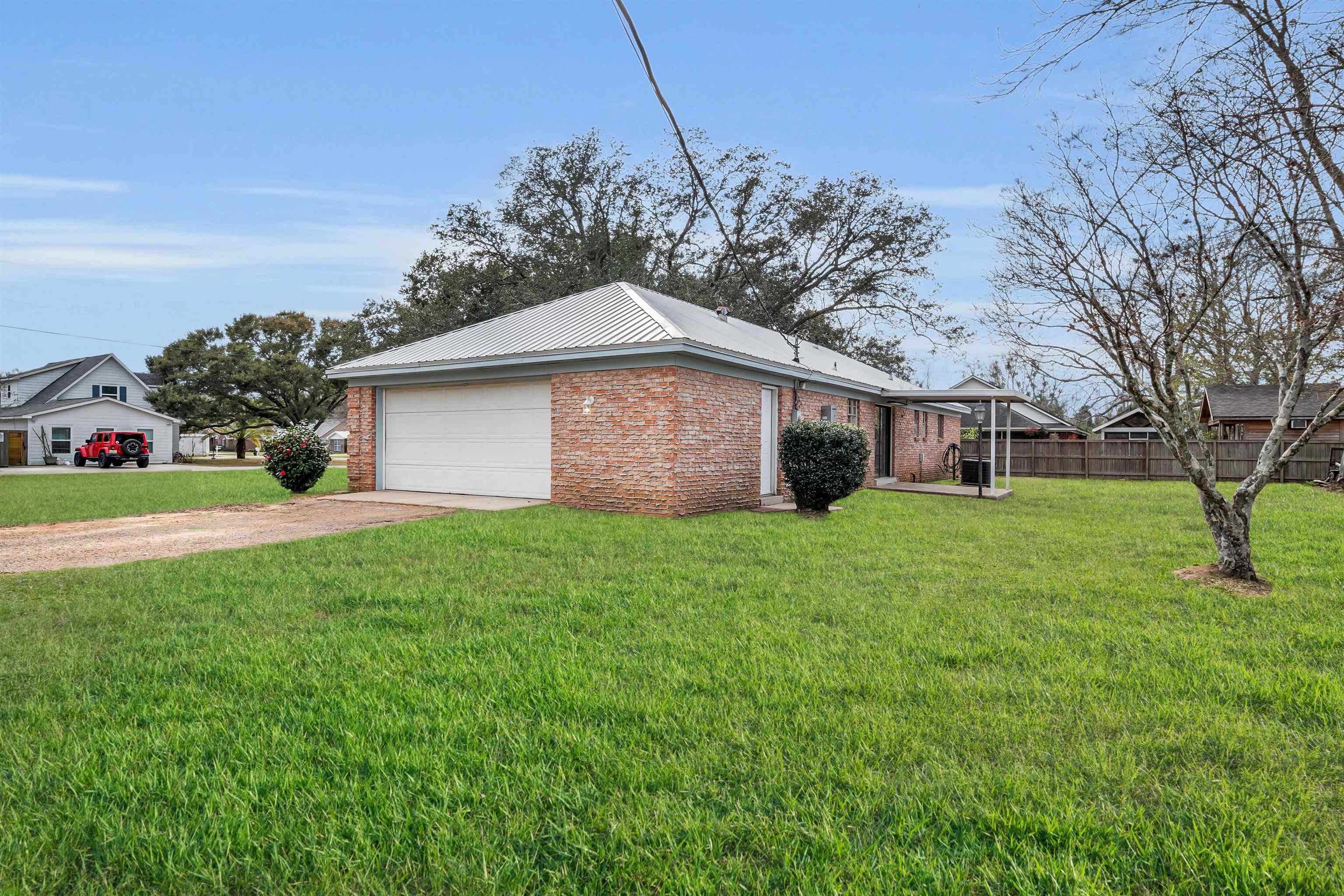 407 East Lawson Avenue Foley, AL 36535 - Photo 5 of 29