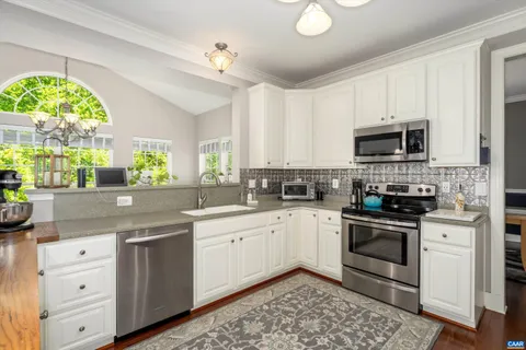 $779,900 | 5366 Park Road, Crozet, VA 22932