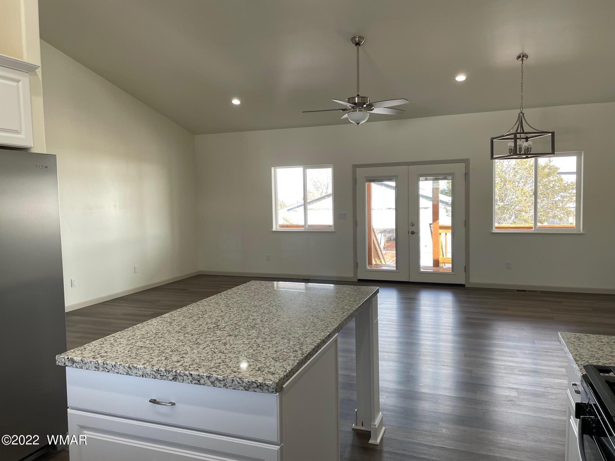 442 Susie Lane Springerville, AZ 85938 - Photo 15 of 46
