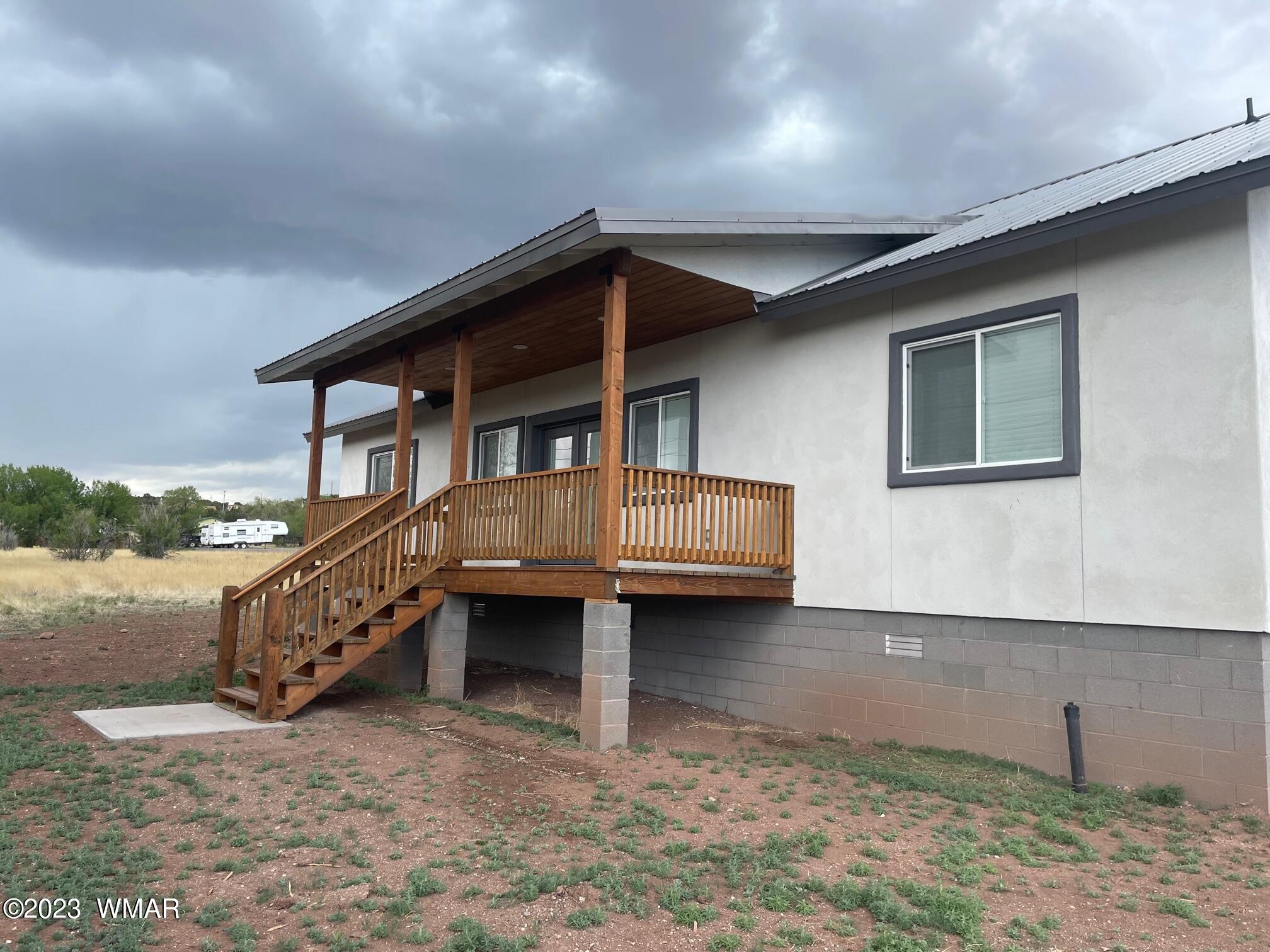 442 Susie Lane Springerville, AZ 85938 - Photo 42 of 46 a house view with a garden space