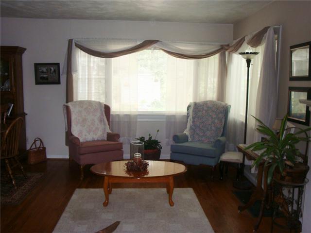 2987 Wicklow Road Columbus, OH 43204 - Photo 2 of 13 Gallery Image 2