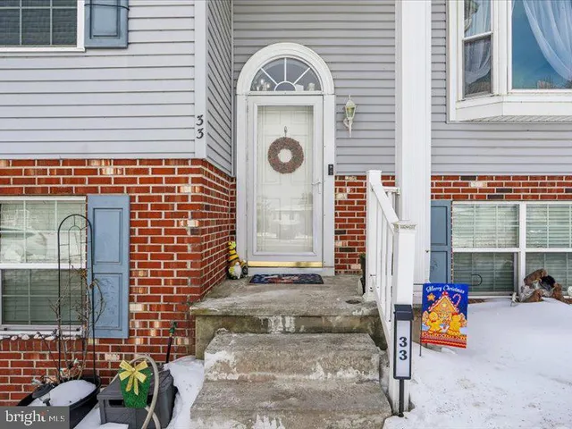 $425,000 | 33 Musket Court, Taneytown, MD 21787