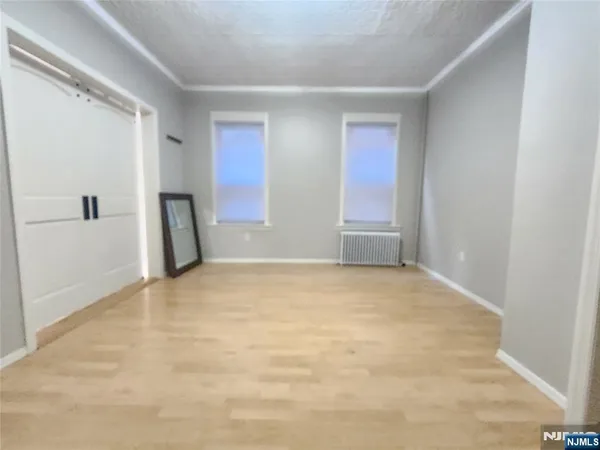 $1,700 | 261 Clifton Avenue, Unit 1, Clifton, NJ 07011