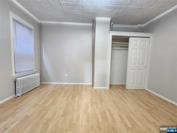 $1,700 | 261 Clifton Avenue, Unit 1, Clifton, NJ 07011