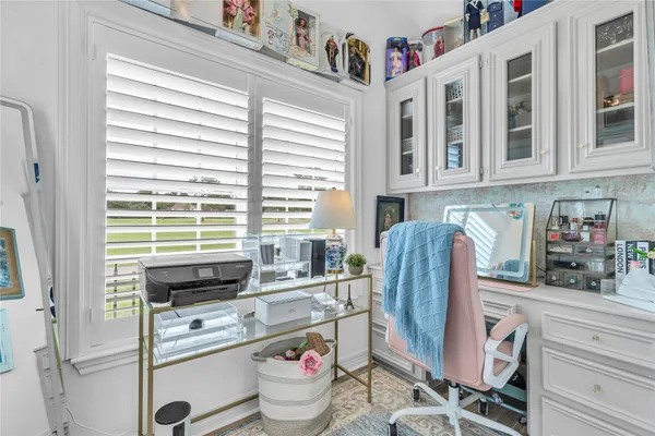 $377,800 | 7631 Ameswood Road, Houston, TX 77095
