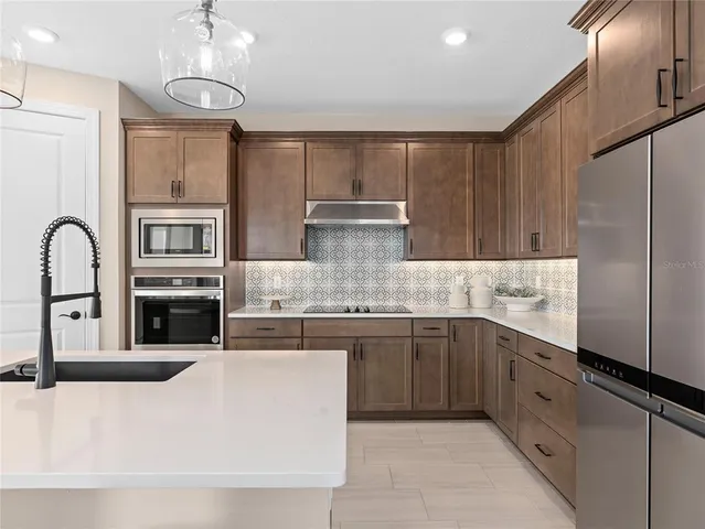 $649,990 | 5624 Flame Vine Way, St. Cloud, FL 34771