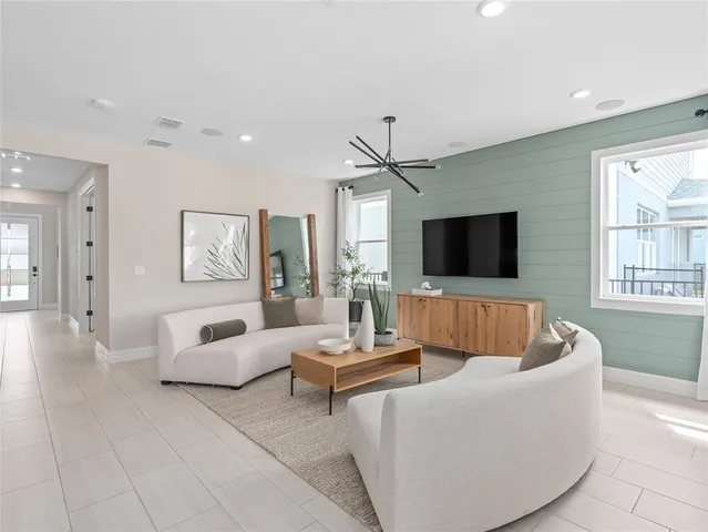 $649,990 | 5624 Flame Vine Way, St. Cloud, FL 34771