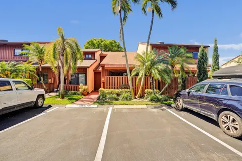 $360,000 | 456 Southeast 14th Street, Dania Beach, FL 33004