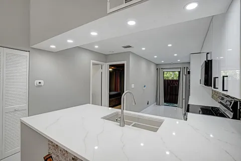 $360,000 | 456 Southeast 14th Street, Dania Beach, FL 33004
