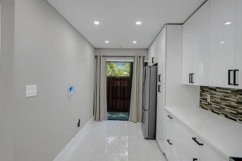 $360,000 | 456 Southeast 14th Street, Dania Beach, FL 33004