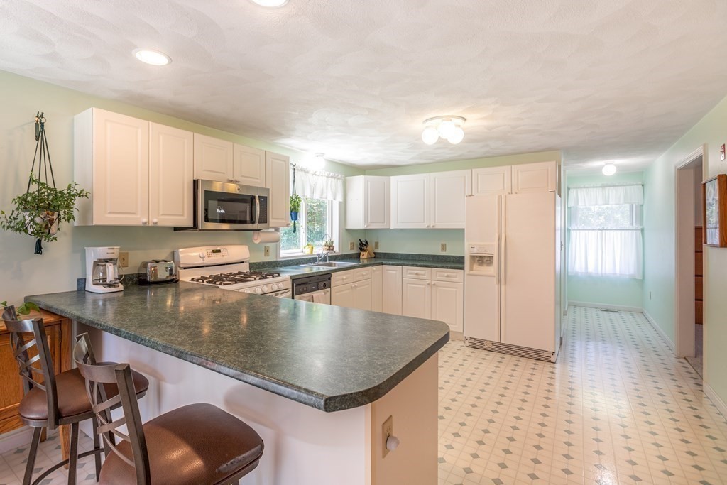 45 Boston Road Westford, MA 01886 - Photo 8 of 25 Gallery Image 8