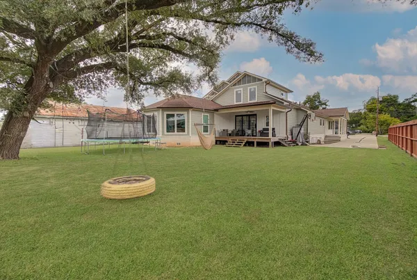 $579,900 | 8324 Jennings Street, Houston, TX 77017