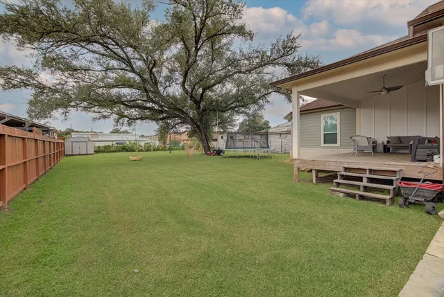 $579,900 | 8324 Jennings Street, Houston, TX 77017