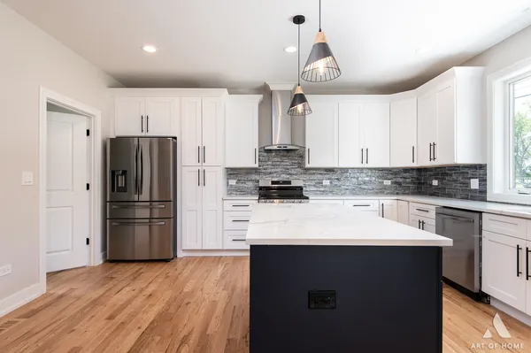 $644,900 | 7957 West 73rd Place, Bridgeview, IL 60455