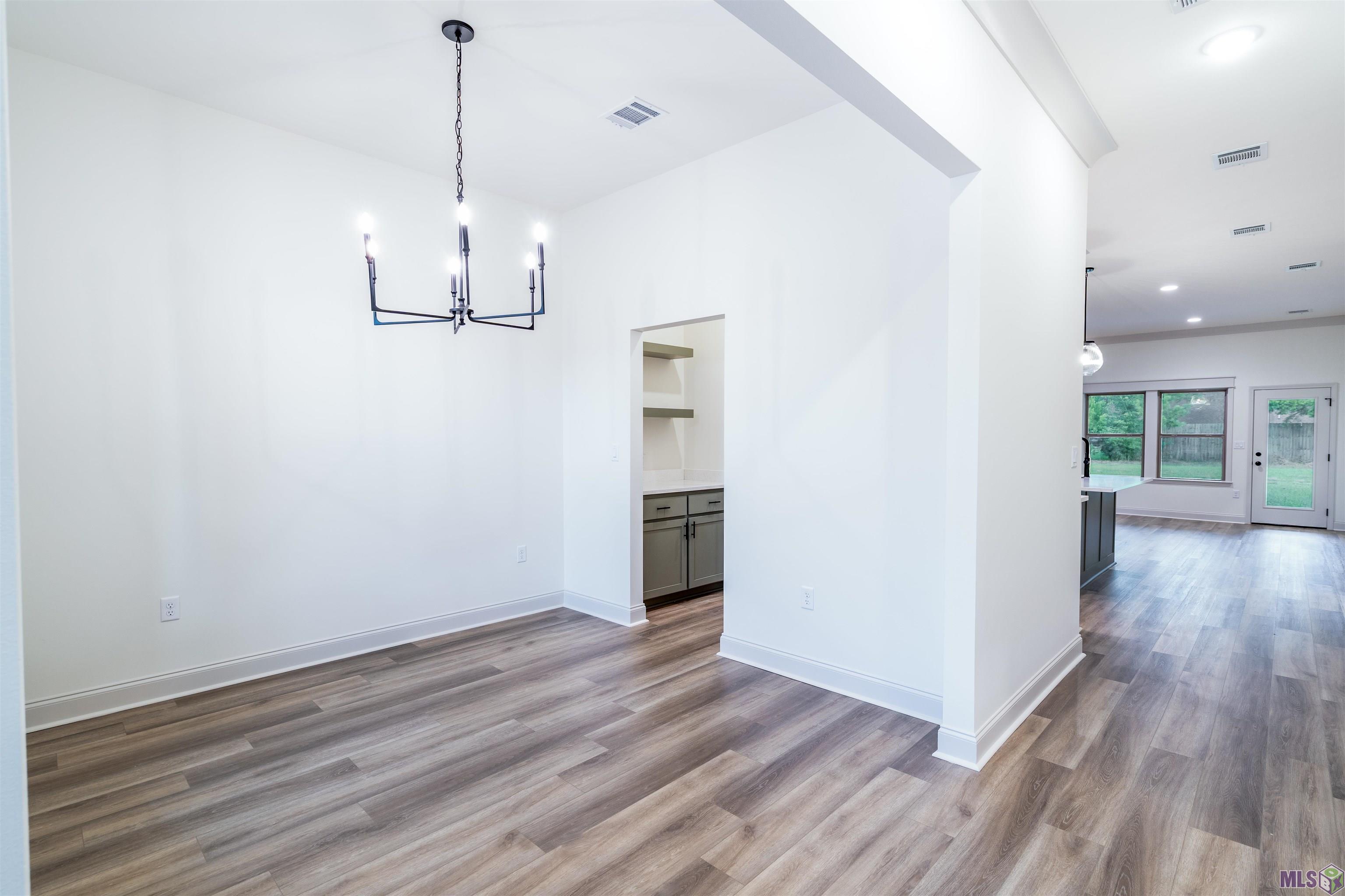 9894 Cane Mill Road Denham Springs, LA 70706 - Photo 4 of 23