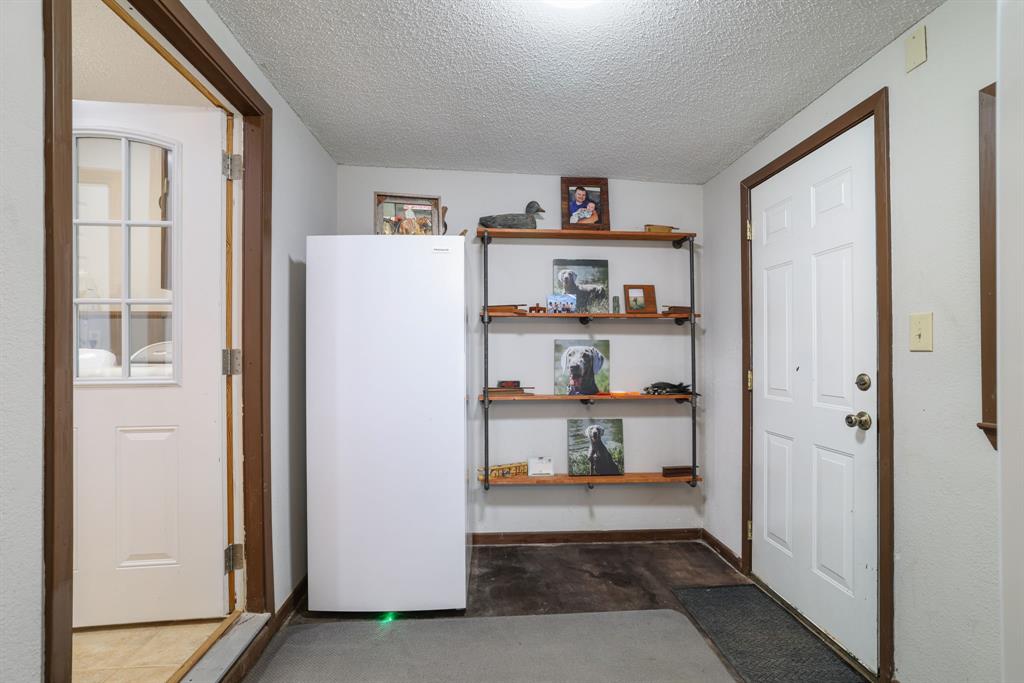 595 Navajo Road Whitesboro, TX 76273 - Photo 21 of 32