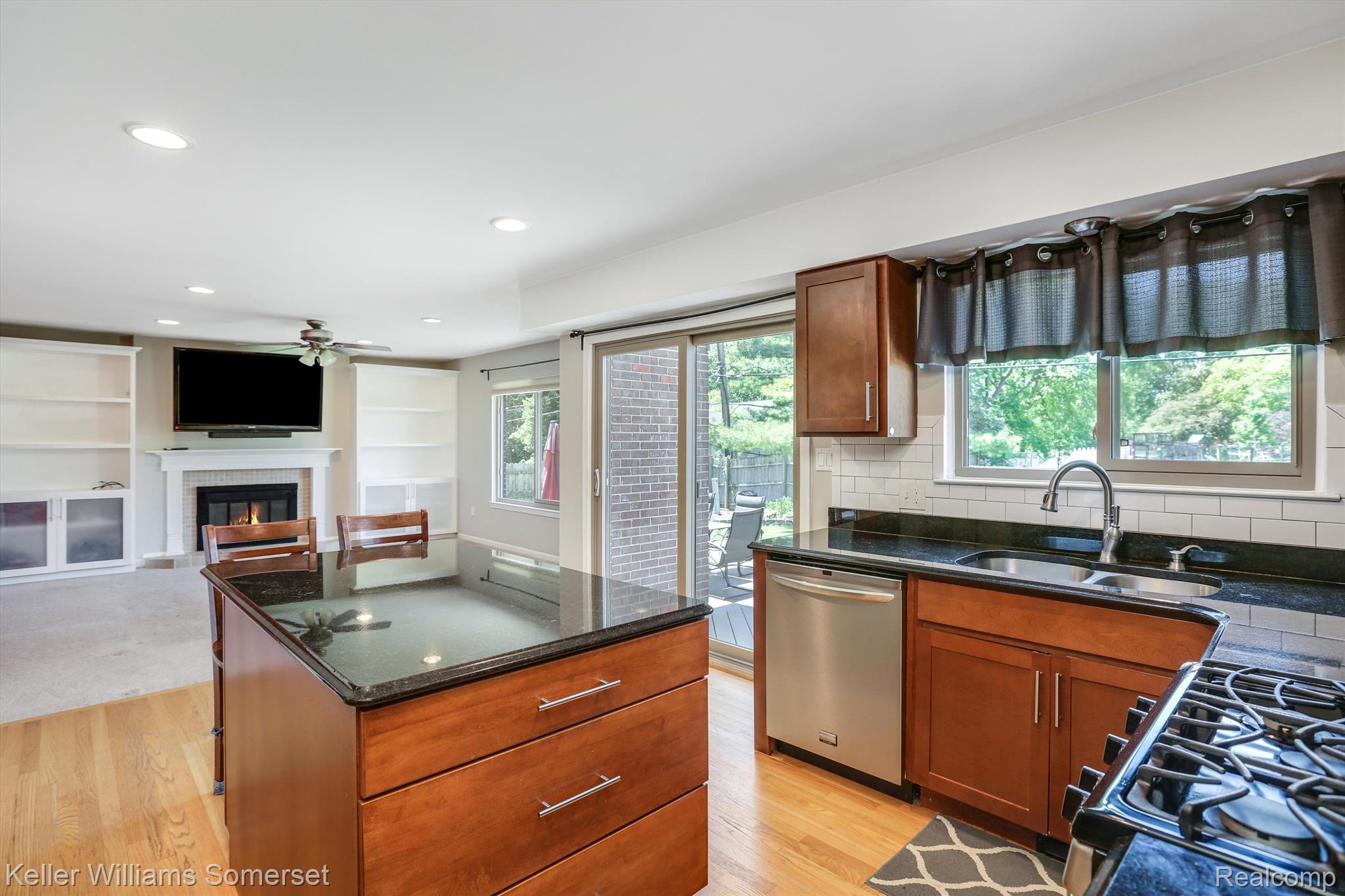 6621 Old Haggerty Road Canton, MI 48187 - Photo 12 of 56 Gallery Image 12