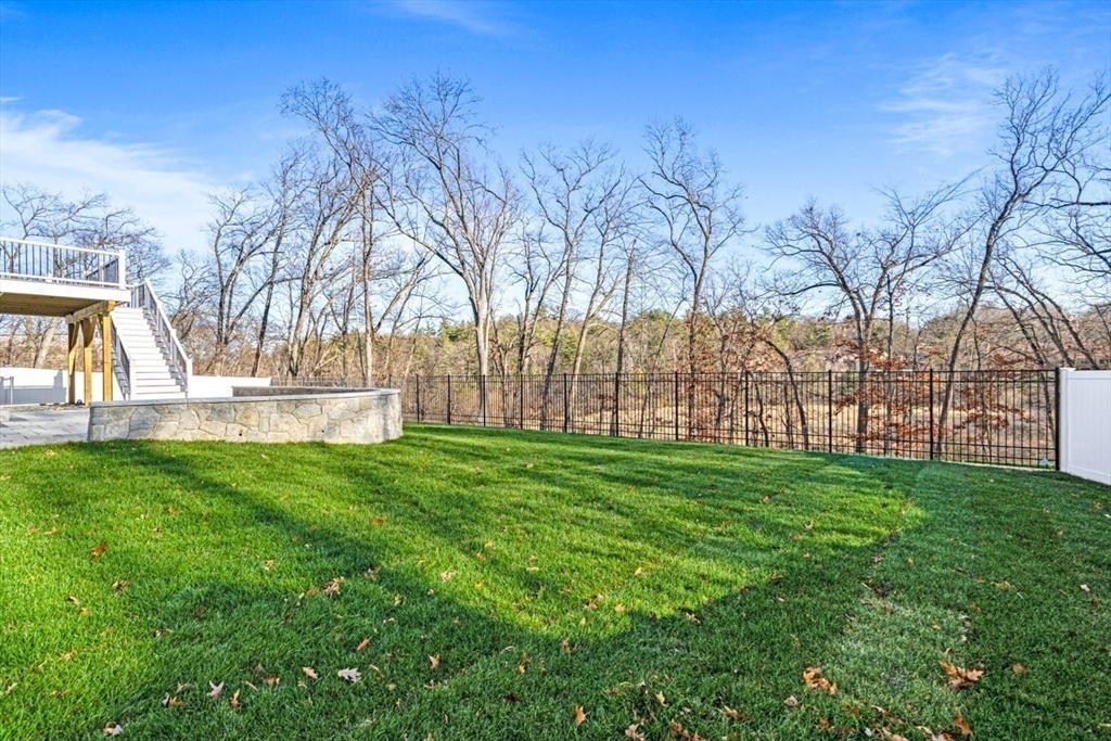 7 Crossman Road Woburn, MA 01801 - Photo 40 of 42