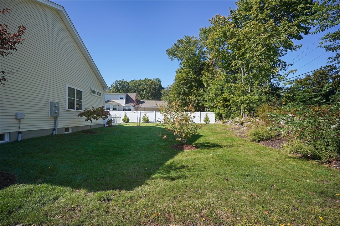 200 Granite Street, Unit 9 Warwick, RI 02886 - Photo 22 of 26