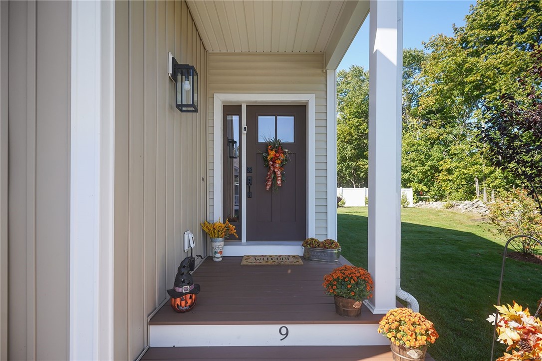 200 Granite Street, Unit 9 Warwick, RI 02886 - Photo 3 of 26