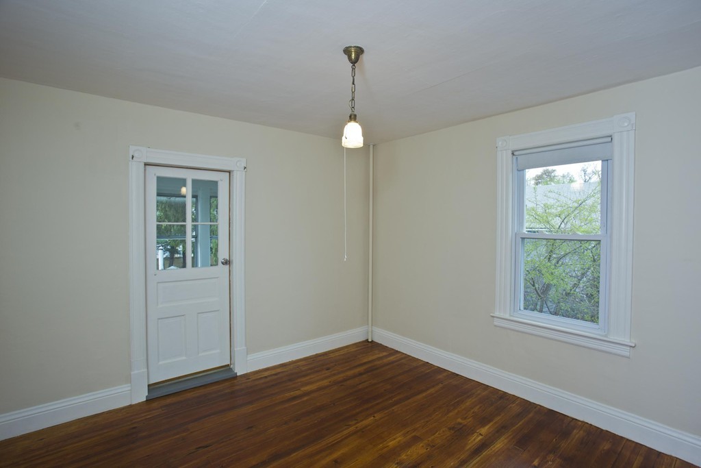 12 Spencer Street Springfield, MA 01118 - Photo 15 of 23 Gallery Image 15