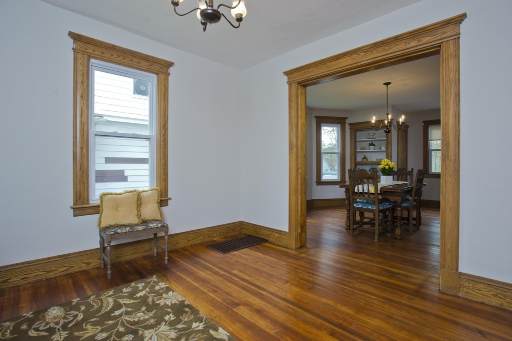 12 Spencer Street Springfield, MA 01118 - Photo 3 of 23 Gallery Image 3