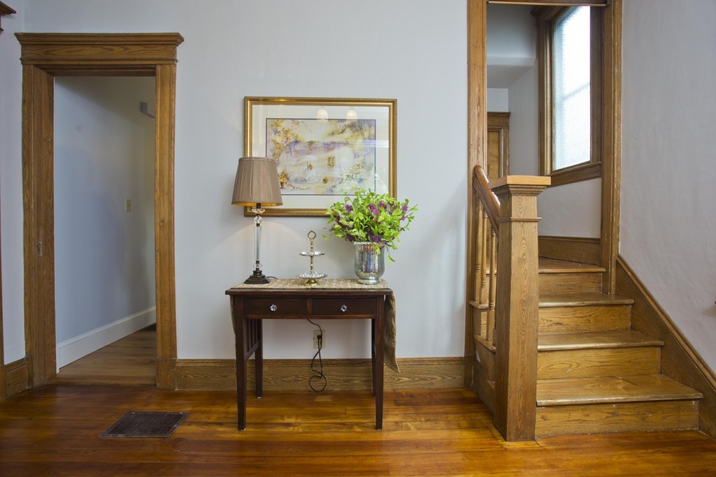 12 Spencer Street Springfield, MA 01118 - Photo 6 of 23 Gallery Image 6