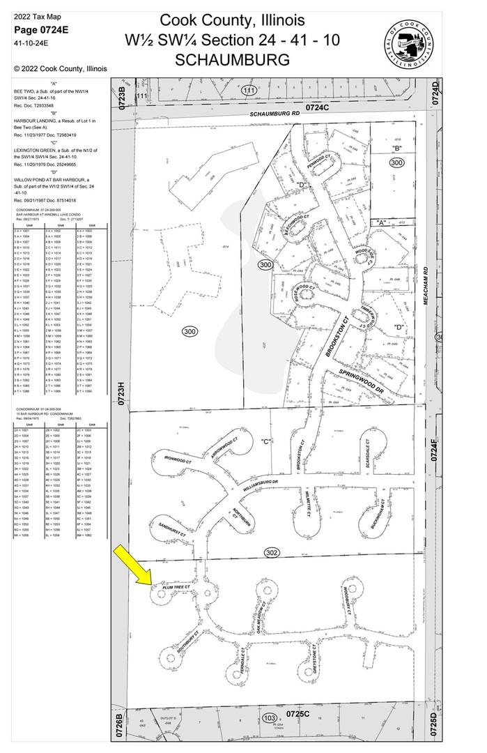 1220 Plum Tree Court, Unit 2D Schaumburg, IL 60193 - Photo 24 of 24 a picture of a bathroom with a door and a window