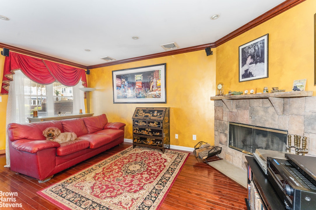 19 150th Street Queens, NY 11357 - Photo 11 of 18