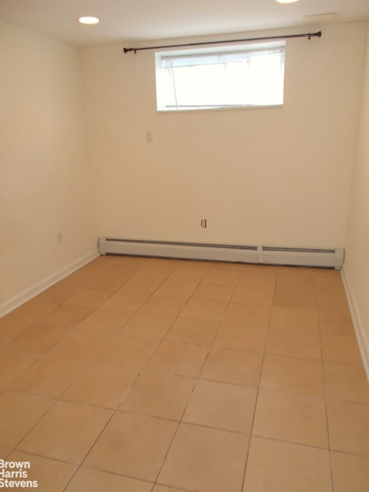 19 150th Street Queens, NY 11357 - Photo 15 of 18