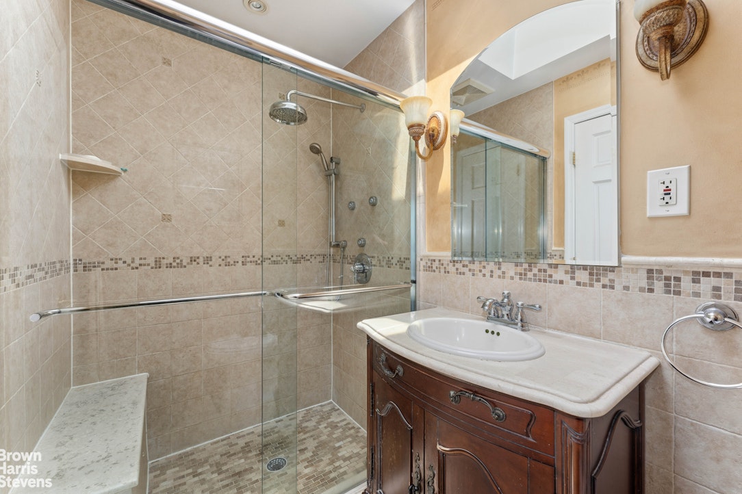 19 150th Street Queens, NY 11357 - Photo 7 of 18