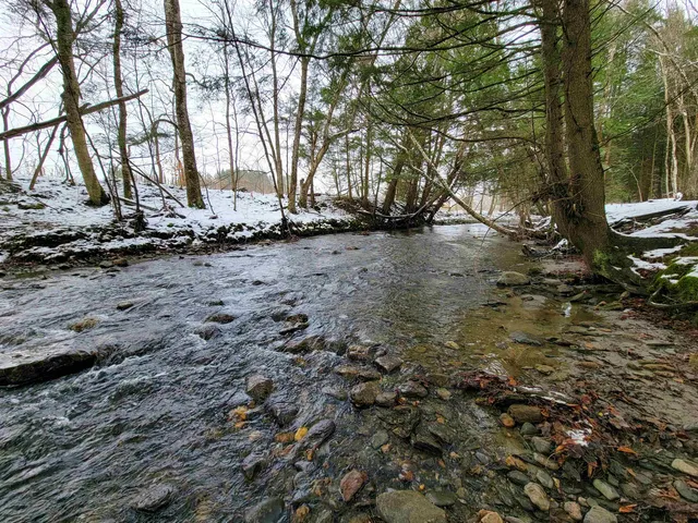 $695,000 | 167 High Meadow Road, Stowe, VT 05672