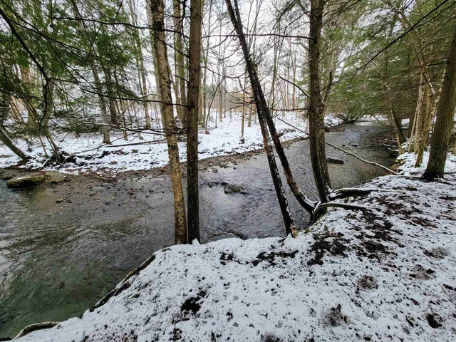 $695,000 | 167 High Meadow Road, Stowe, VT 05672