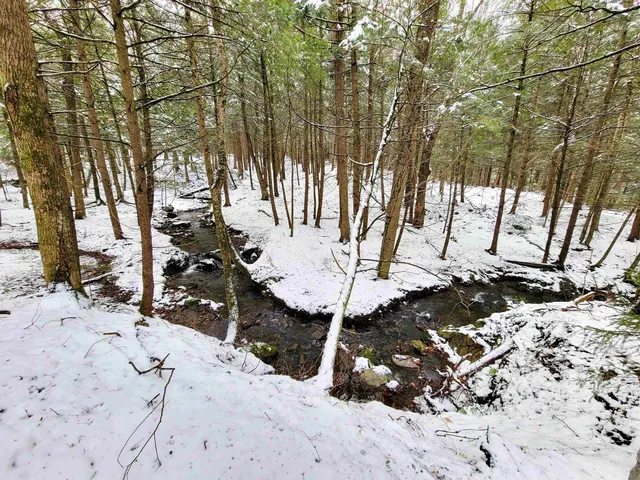 $695,000 | 167 High Meadow Road, Stowe, VT 05672