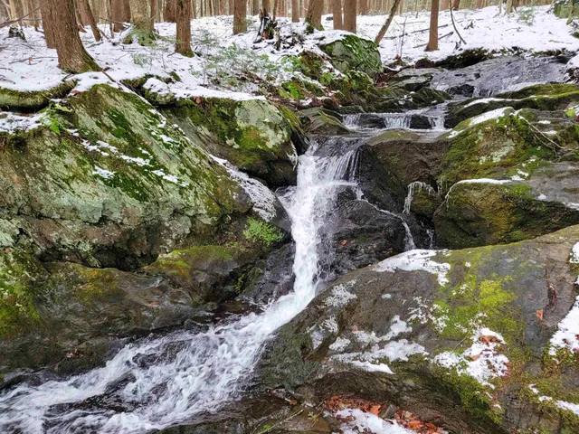 $695,000 | 167 High Meadow Road, Stowe, VT 05672