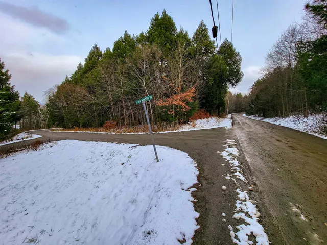 $695,000 | 167 High Meadow Road, Stowe, VT 05672