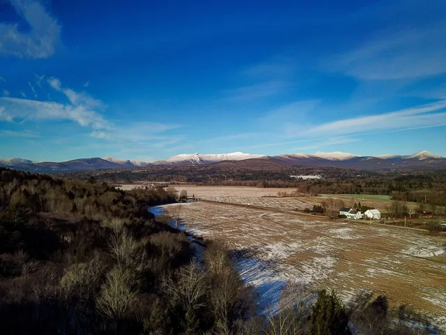 $695,000 | 167 High Meadow Road, Stowe, VT 05672