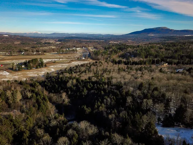 $695,000 | 167 High Meadow Road, Stowe, VT 05672