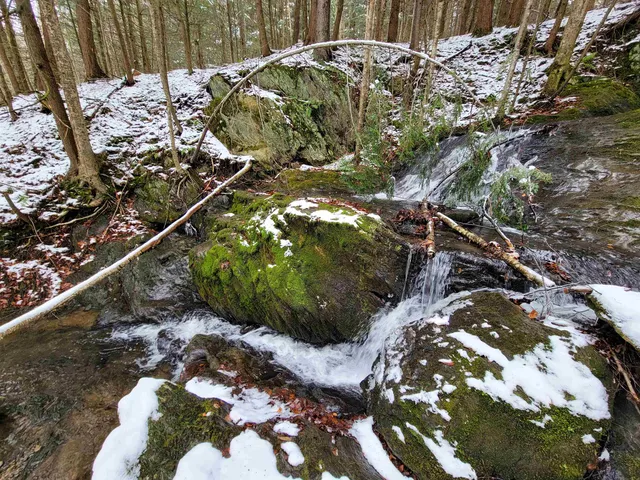 $695,000 | 167 High Meadow Road, Stowe, VT 05672