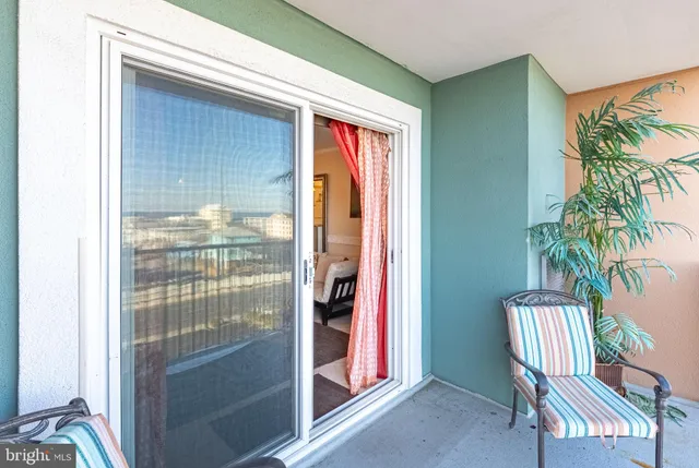 a picture of city view